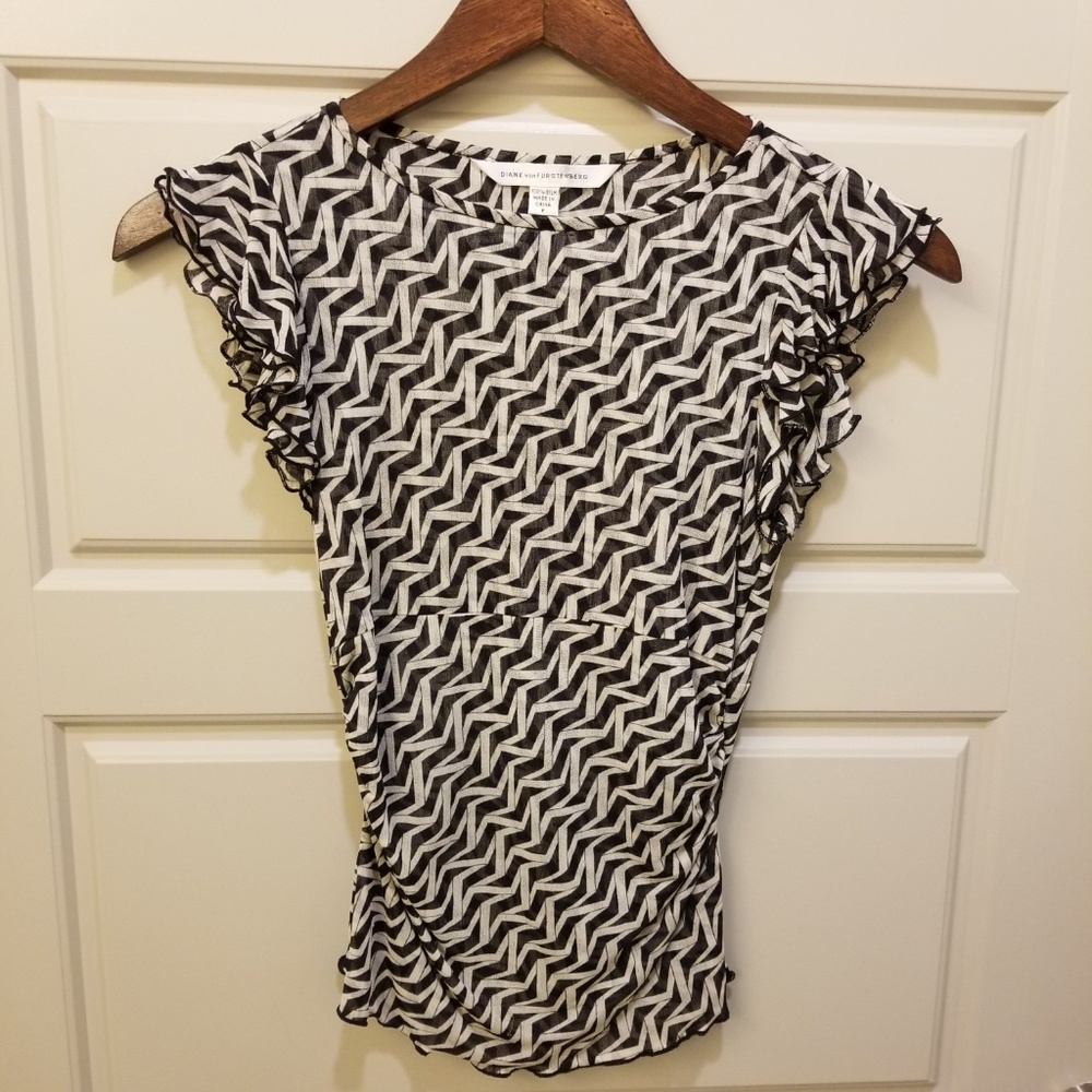 DVF Diane von Furstenberg Geometric Silk Blouse